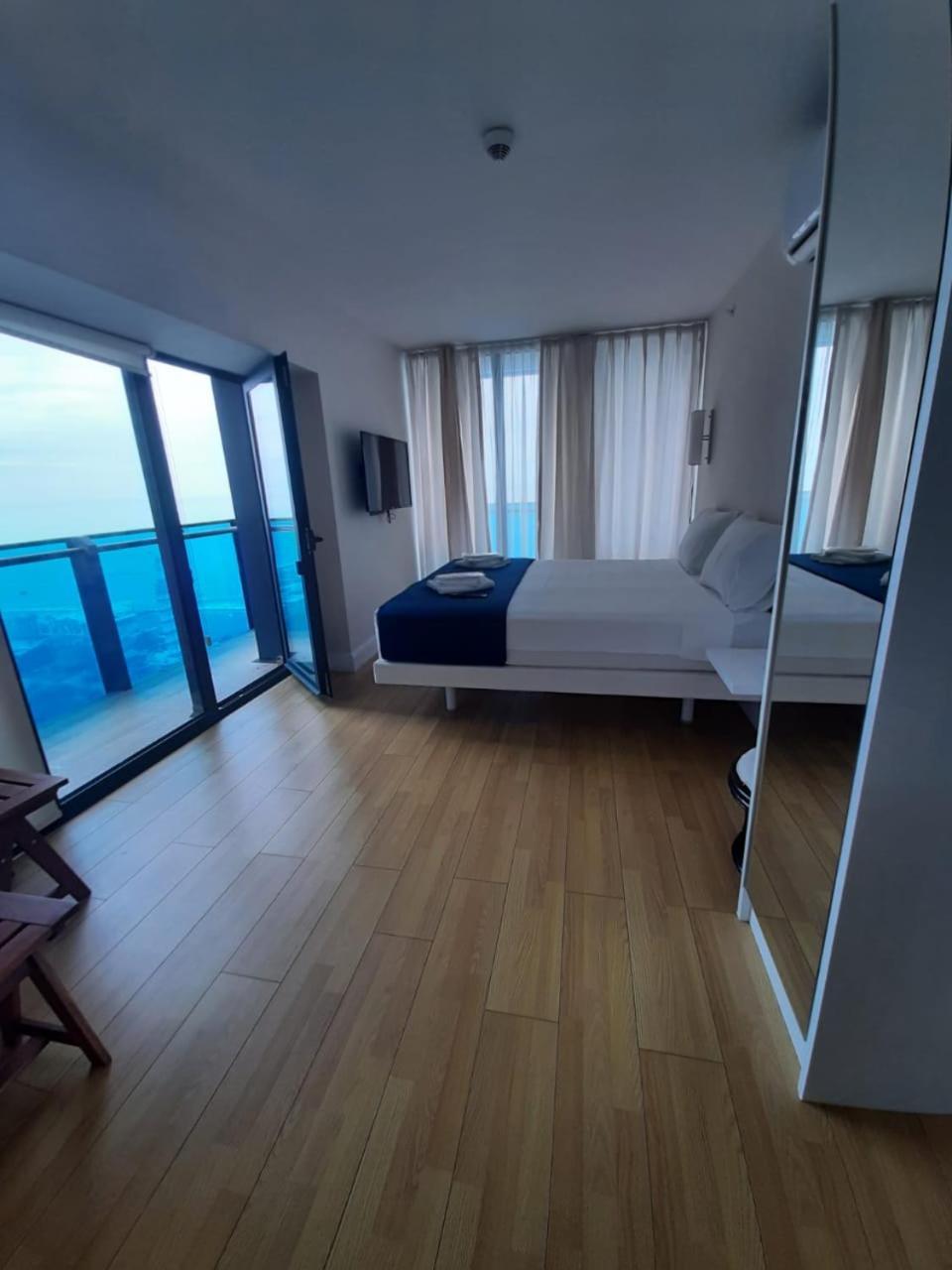 Sea View Apartments In Orbi City 바투미 외부 사진